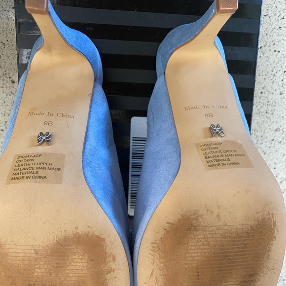 Beautiful VS Seascape Suede Blue heels - Picture 8 of 9